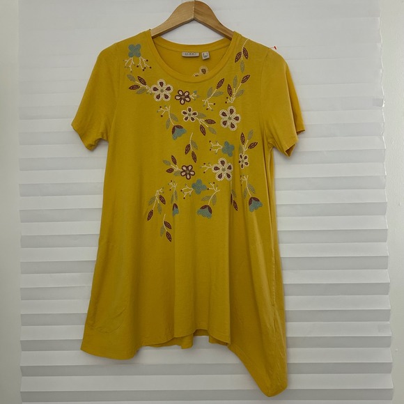LOGO by Lori Goldstein Tops - LOGO Lori Goldstein Mustard Yellow Floral Embroidered Sharkbite Boho Tunic Top M